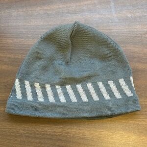 GUC Wrangler Charcoal Grey Knit Beanie w/ Fleece Lining
